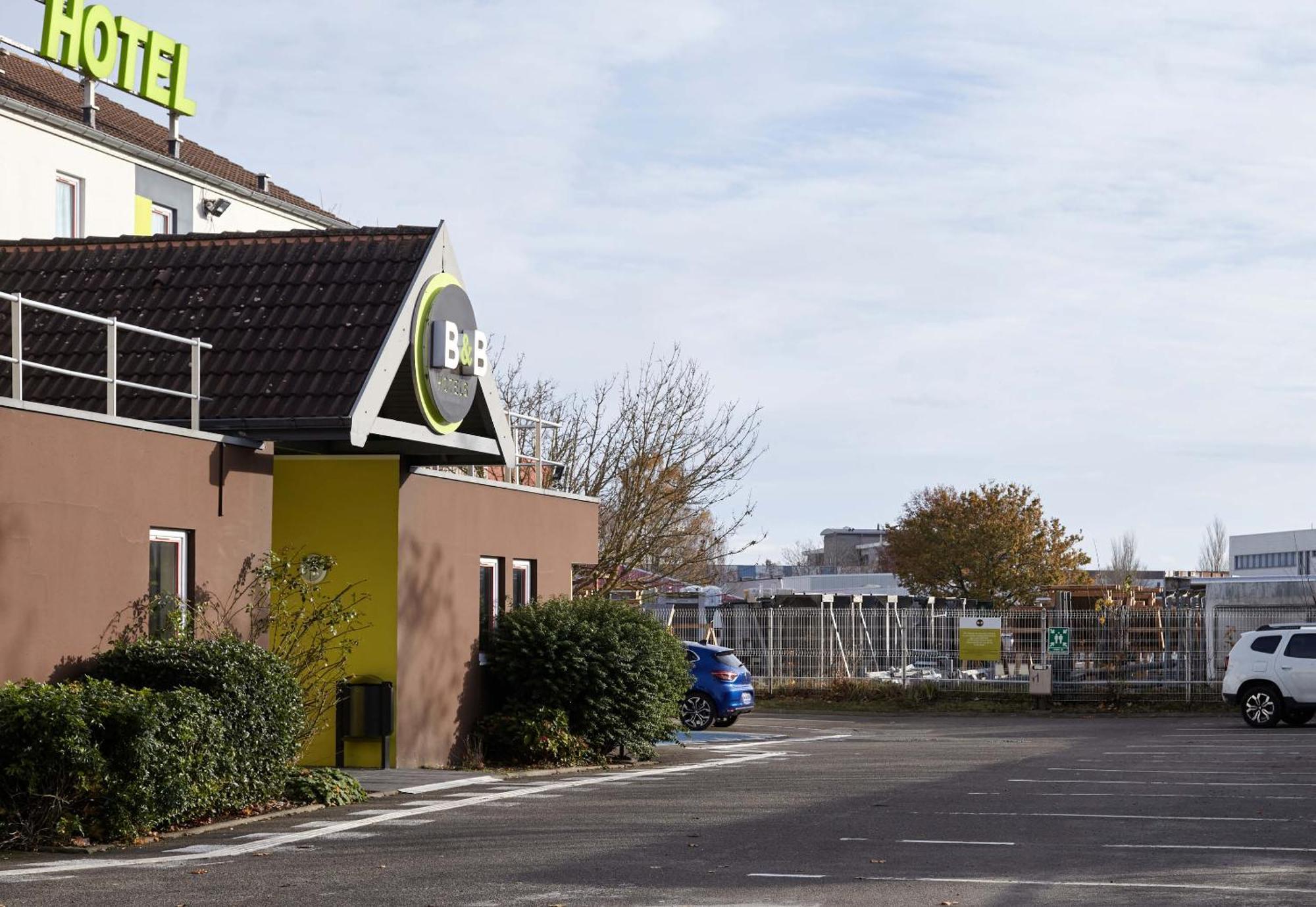 B&B Hotel Maurepas Luaran gambar